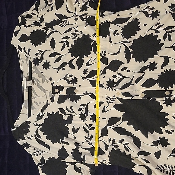 Floral Black and White Women's Dress - Picture 11 of 11